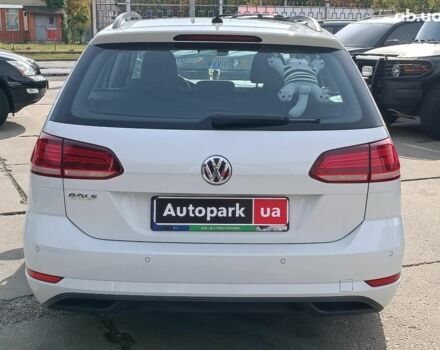 Білий Фольксваген Гольф, об'ємом двигуна 1.6 л та пробігом 235 тис. км за 13490 $, фото 7 на Automoto.ua