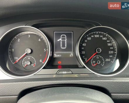 Белый Фольксваген Гольф, объемом двигателя 1.6 л и пробегом 183 тыс. км за 15500 $, фото 6 на Automoto.ua