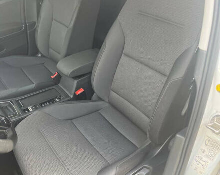 Белый Фольксваген Гольф, объемом двигателя 1.6 л и пробегом 183 тыс. км за 15500 $, фото 32 на Automoto.ua