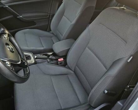 Белый Фольксваген Гольф, объемом двигателя 1.4 л и пробегом 232 тыс. км за 12900 $, фото 13 на Automoto.ua