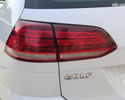 Білий Фольксваген Гольф, об'ємом двигуна 1.6 л та пробігом 235 тис. км за 13490 $, фото 9 на Automoto.ua