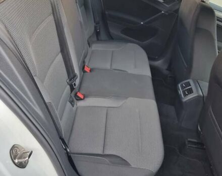 Белый Фольксваген Гольф, объемом двигателя 1.8 л и пробегом 53 тыс. км за 13500 $, фото 18 на Automoto.ua