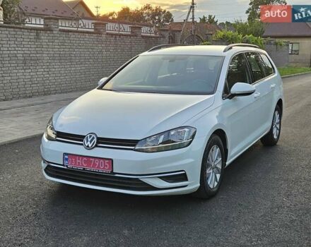 Белый Фольксваген Гольф, объемом двигателя 1.4 л и пробегом 232 тыс. км за 12900 $, фото 2 на Automoto.ua
