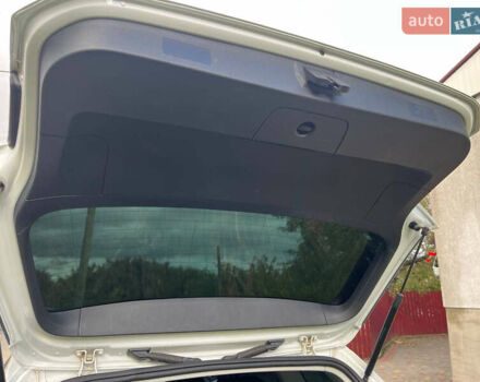 Белый Фольксваген Гольф, объемом двигателя 1.6 л и пробегом 183 тыс. км за 15500 $, фото 41 на Automoto.ua