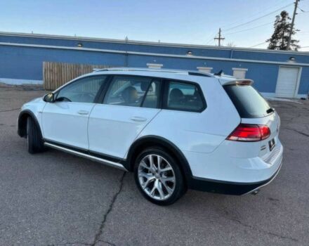 Белый Фольксваген Гольф, объемом двигателя 1.8 л и пробегом 49 тыс. км за 12000 $, фото 6 на Automoto.ua