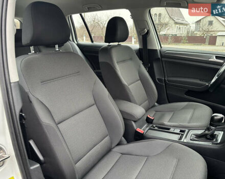 Білий Фольксваген Гольф, об'ємом двигуна 1.6 л та пробігом 267 тис. км за 13100 $, фото 21 на Automoto.ua