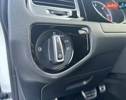 Белый Фольксваген Гольф, объемом двигателя 1.97 л и пробегом 233 тыс. км за 16750 $, фото 49 на Automoto.ua