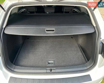 Белый Фольксваген Гольф, объемом двигателя 1.6 л и пробегом 183 тыс. км за 15500 $, фото 42 на Automoto.ua