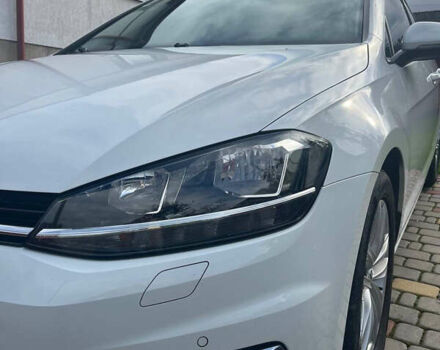 Белый Фольксваген Гольф, объемом двигателя 1.6 л и пробегом 183 тыс. км за 15500 $, фото 21 на Automoto.ua