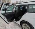 Білий Фольксваген Гольф, об'ємом двигуна 1.6 л та пробігом 243 тис. км за 9000 $, фото 7 на Automoto.ua