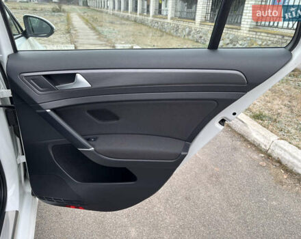 Білий Фольксваген Гольф, об'ємом двигуна 1.6 л та пробігом 267 тис. км за 13100 $, фото 19 на Automoto.ua