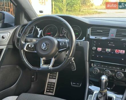 Белый Фольксваген Гольф, объемом двигателя 1.97 л и пробегом 233 тыс. км за 16750 $, фото 44 на Automoto.ua