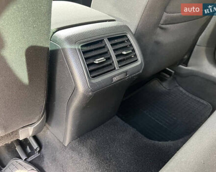 Белый Фольксваген Гольф, объемом двигателя 1.6 л и пробегом 183 тыс. км за 15500 $, фото 38 на Automoto.ua