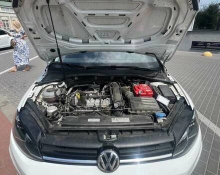 Білий Фольксваген Гольф, об'ємом двигуна 1.4 л та пробігом 175 тис. км за 13500 $, фото 15 на Automoto.ua