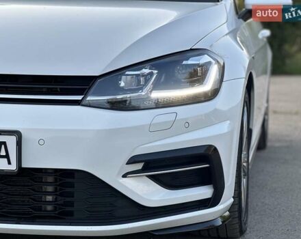 Белый Фольксваген Гольф, объемом двигателя 1.97 л и пробегом 233 тыс. км за 16750 $, фото 22 на Automoto.ua
