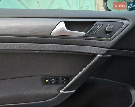 Белый Фольксваген Гольф, объемом двигателя 1.4 л и пробегом 232 тыс. км за 12900 $, фото 27 на Automoto.ua