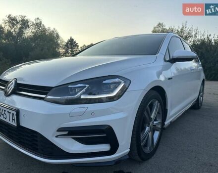 Белый Фольксваген Гольф, объемом двигателя 1.97 л и пробегом 233 тыс. км за 16750 $, фото 24 на Automoto.ua