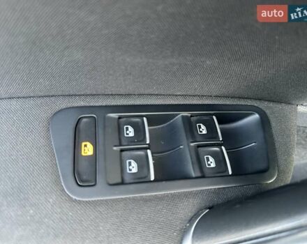 Белый Фольксваген Гольф, объемом двигателя 1.97 л и пробегом 233 тыс. км за 16750 $, фото 50 на Automoto.ua