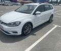 Белый Фольксваген Гольф, объемом двигателя 2 л и пробегом 225 тыс. км за 15899 $, фото 3 на Automoto.ua