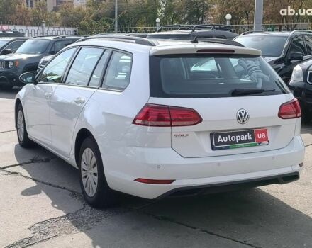 Білий Фольксваген Гольф, об'ємом двигуна 1.6 л та пробігом 235 тис. км за 13490 $, фото 8 на Automoto.ua