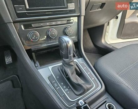 Белый Фольксваген Гольф, объемом двигателя 1.4 л и пробегом 232 тыс. км за 12900 $, фото 19 на Automoto.ua