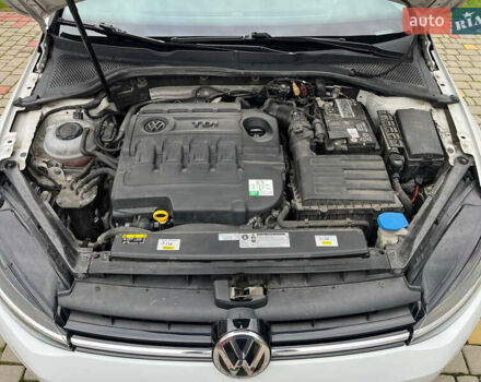 Белый Фольксваген Гольф, объемом двигателя 1.6 л и пробегом 183 тыс. км за 15500 $, фото 45 на Automoto.ua