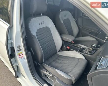 Белый Фольксваген Гольф, объемом двигателя 1.97 л и пробегом 233 тыс. км за 16750 $, фото 46 на Automoto.ua