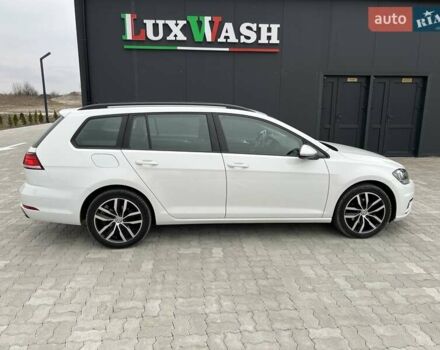 Белый Фольксваген Гольф, объемом двигателя 1.97 л и пробегом 261 тыс. км за 14900 $, фото 18 на Automoto.ua