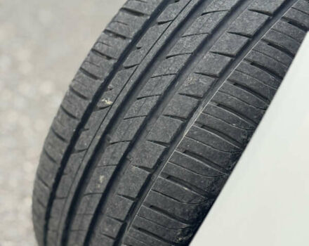 Белый Фольксваген Гольф, объемом двигателя 2 л и пробегом 230 тыс. км за 16800 $, фото 52 на Automoto.ua