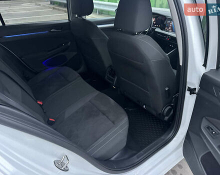 Білий Фольксваген Гольф, об'ємом двигуна 1.97 л та пробігом 201 тис. км за 18999 $, фото 23 на Automoto.ua