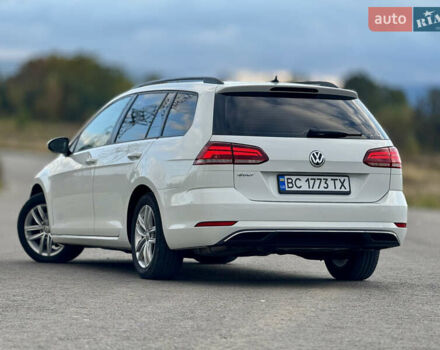 Белый Фольксваген Гольф, объемом двигателя 2 л и пробегом 230 тыс. км за 16800 $, фото 34 на Automoto.ua