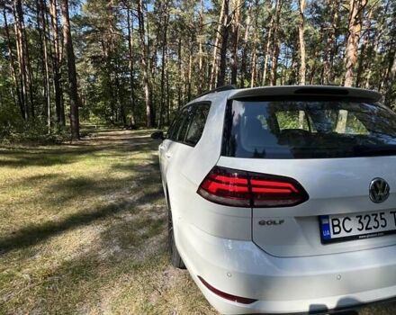 Белый Фольксваген Гольф, объемом двигателя 1.97 л и пробегом 261 тыс. км за 14900 $, фото 6 на Automoto.ua