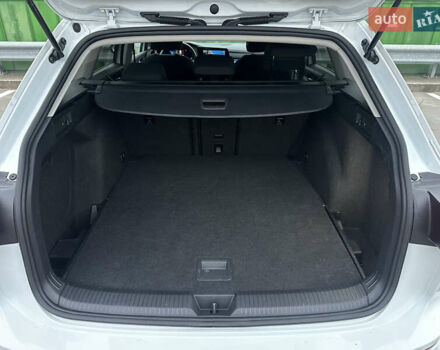 Білий Фольксваген Гольф, об'ємом двигуна 1.97 л та пробігом 201 тис. км за 18999 $, фото 21 на Automoto.ua