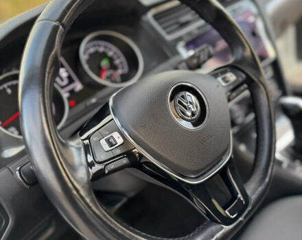 Белый Фольксваген Гольф, объемом двигателя 2 л и пробегом 230 тыс. км за 16800 $, фото 93 на Automoto.ua