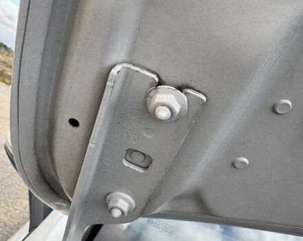 Белый Фольксваген Гольф, объемом двигателя 2 л и пробегом 230 тыс. км за 16800 $, фото 50 на Automoto.ua