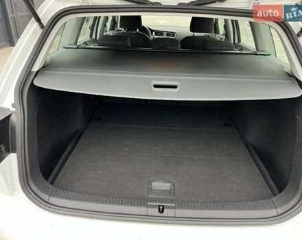 Белый Фольксваген Гольф, объемом двигателя 1.97 л и пробегом 261 тыс. км за 14900 $, фото 42 на Automoto.ua