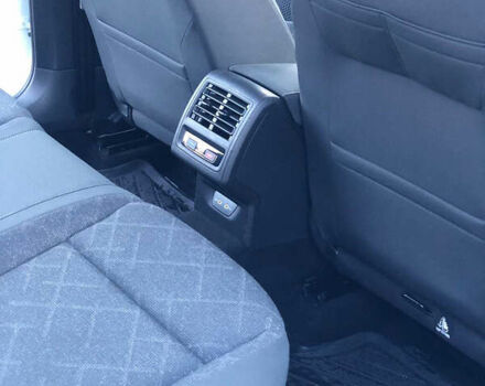 Білий Фольксваген Гольф, об'ємом двигуна 2 л та пробігом 250 тис. км за 16400 $, фото 44 на Automoto.ua