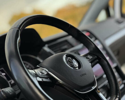 Белый Фольксваген Гольф, объемом двигателя 2 л и пробегом 230 тыс. км за 16800 $, фото 58 на Automoto.ua