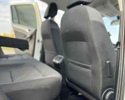 Белый Фольксваген Гольф, объемом двигателя 2 л и пробегом 230 тыс. км за 16800 $, фото 86 на Automoto.ua