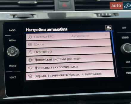 Белый Фольксваген Гольф, объемом двигателя 2 л и пробегом 230 тыс. км за 16800 $, фото 61 на Automoto.ua