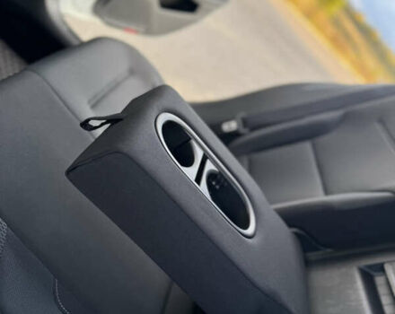 Белый Фольксваген Гольф, объемом двигателя 2 л и пробегом 230 тыс. км за 16800 $, фото 91 на Automoto.ua