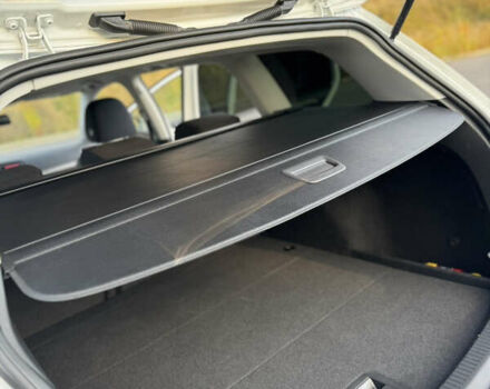 Белый Фольксваген Гольф, объемом двигателя 2 л и пробегом 230 тыс. км за 16800 $, фото 95 на Automoto.ua