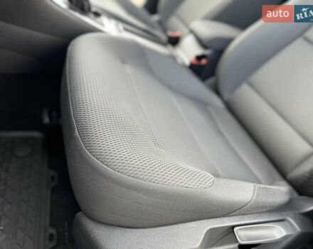 Белый Фольксваген Гольф, объемом двигателя 2 л и пробегом 230 тыс. км за 16800 $, фото 69 на Automoto.ua