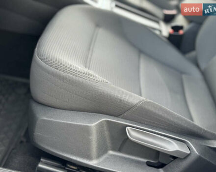 Белый Фольксваген Гольф, объемом двигателя 2 л и пробегом 230 тыс. км за 16800 $, фото 68 на Automoto.ua