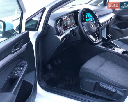 Білий Фольксваген Гольф, об'ємом двигуна 2 л та пробігом 250 тис. км за 16400 $, фото 18 на Automoto.ua