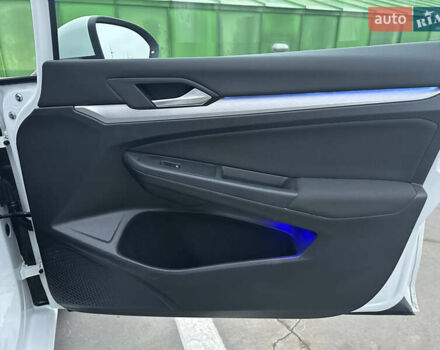 Білий Фольксваген Гольф, об'ємом двигуна 1.97 л та пробігом 201 тис. км за 18999 $, фото 25 на Automoto.ua