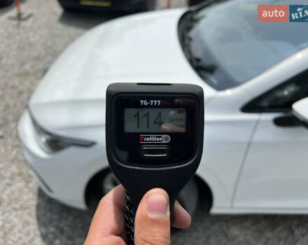 Белый Фольксваген Гольф, объемом двигателя 2 л и пробегом 180 тыс. км за 20900 $, фото 20 на Automoto.ua