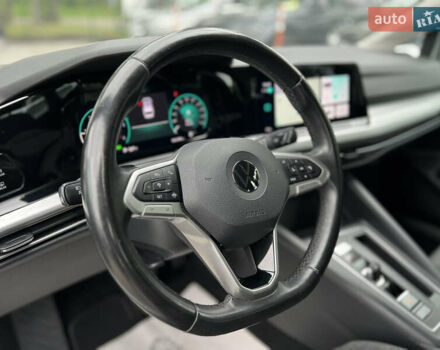 Белый Фольксваген Гольф, объемом двигателя 2 л и пробегом 180 тыс. км за 20900 $, фото 6 на Automoto.ua