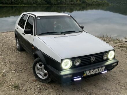 Фольксваген Гольф 1985 в Заставной на Automoto.ua Белый Фольксваген Гольф, объемом двигателя 1.6 л и пробегом 360 тыс. км за 1200 $, фото 1 на Automoto.ua