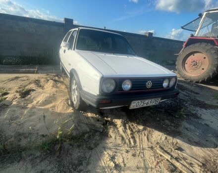 Белый Фольксваген Гольф, объемом двигателя 1.8 л и пробегом 200 тыс. км за 900 $, фото 1 на Automoto.ua